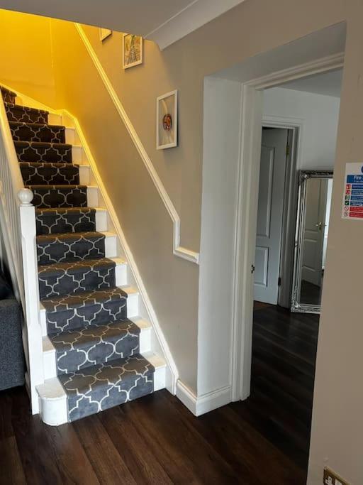 15 Min Drive To Airport 20 Min To Loch Lomond And City Center Old Kilpatrick Eksteriør billede