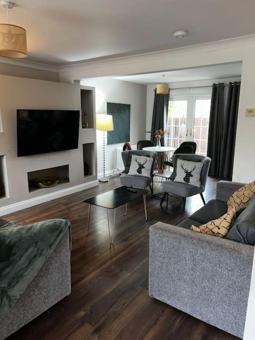15 Min Drive To Airport 20 Min To Loch Lomond And City Center Old Kilpatrick Eksteriør billede
