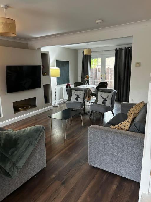 15 Min Drive To Airport 20 Min To Loch Lomond And City Center Old Kilpatrick Eksteriør billede