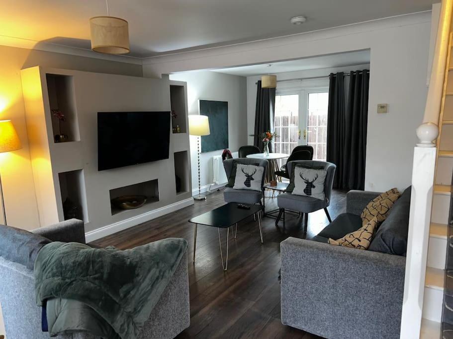 15 Min Drive To Airport 20 Min To Loch Lomond And City Center Old Kilpatrick Eksteriør billede